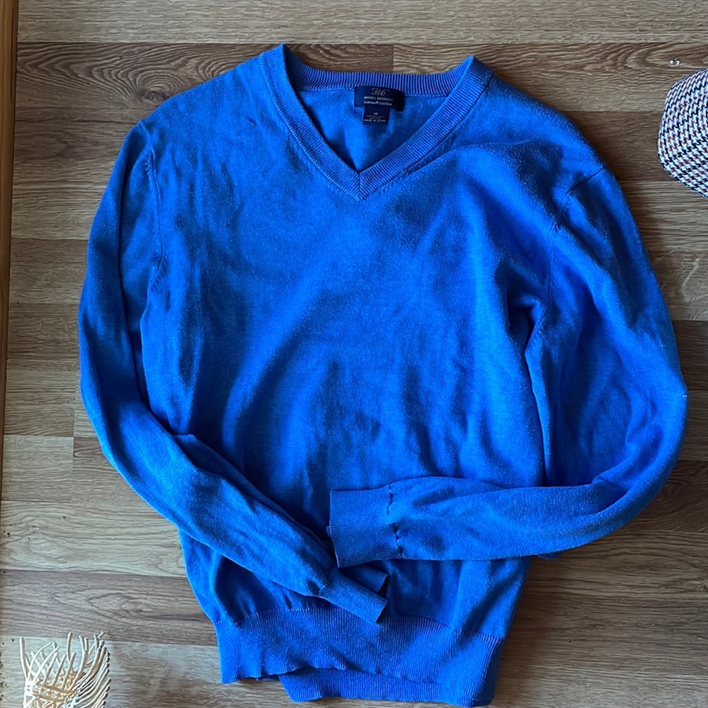 Brooks Brothers light sweater